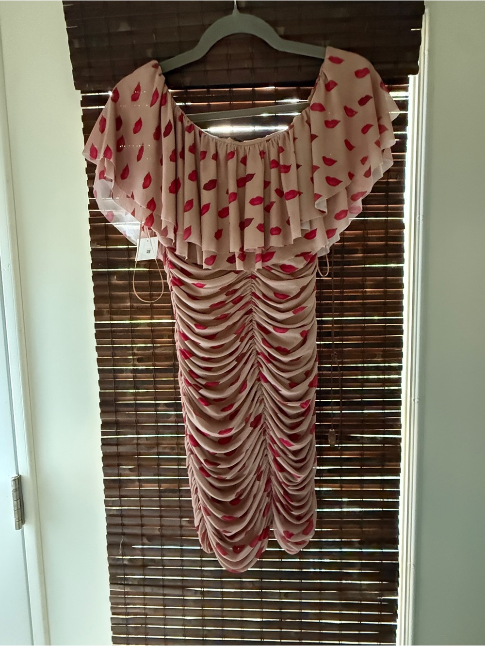 AFRM Vivian ruched mini dress w cute red lips pattern - Picture 7 of 10